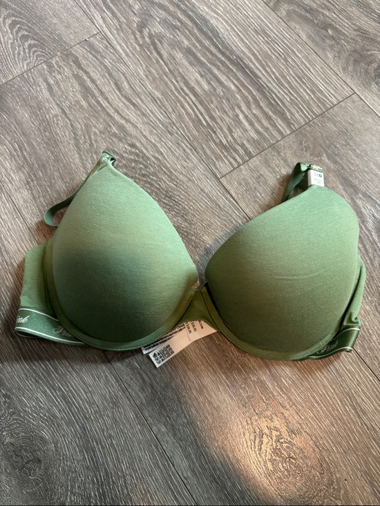 Victoria's Secret Other - Wear Everywhere push-up NWT